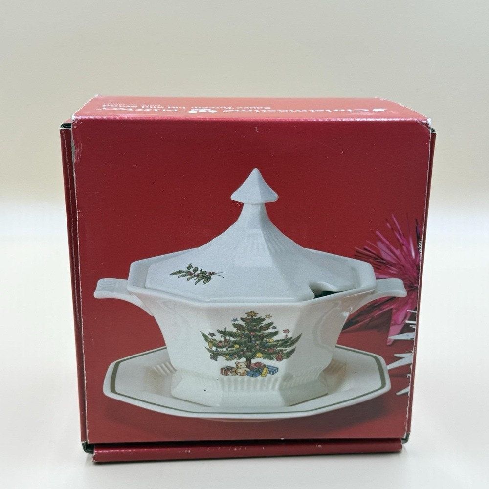 Nikko Christmastime Sauce Tureen Bowl and Lid Gravy Boat Vintage Japan White
